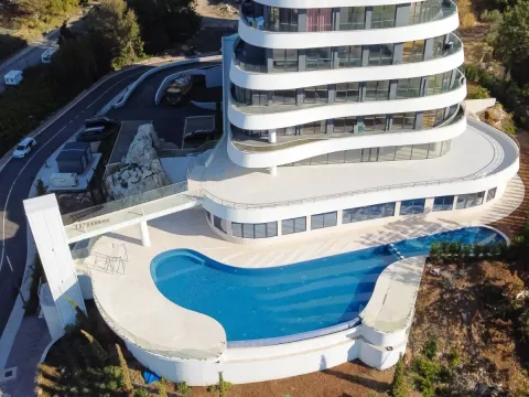 Sale, studio apartment, 37m², Bečići, Budva - image 4