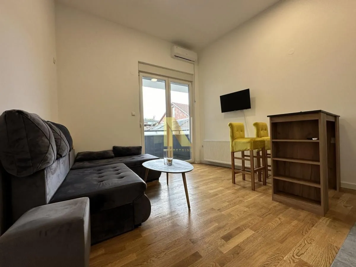 Prodaja, garsonjera, 28m², Petrovaradin, Novi Sad