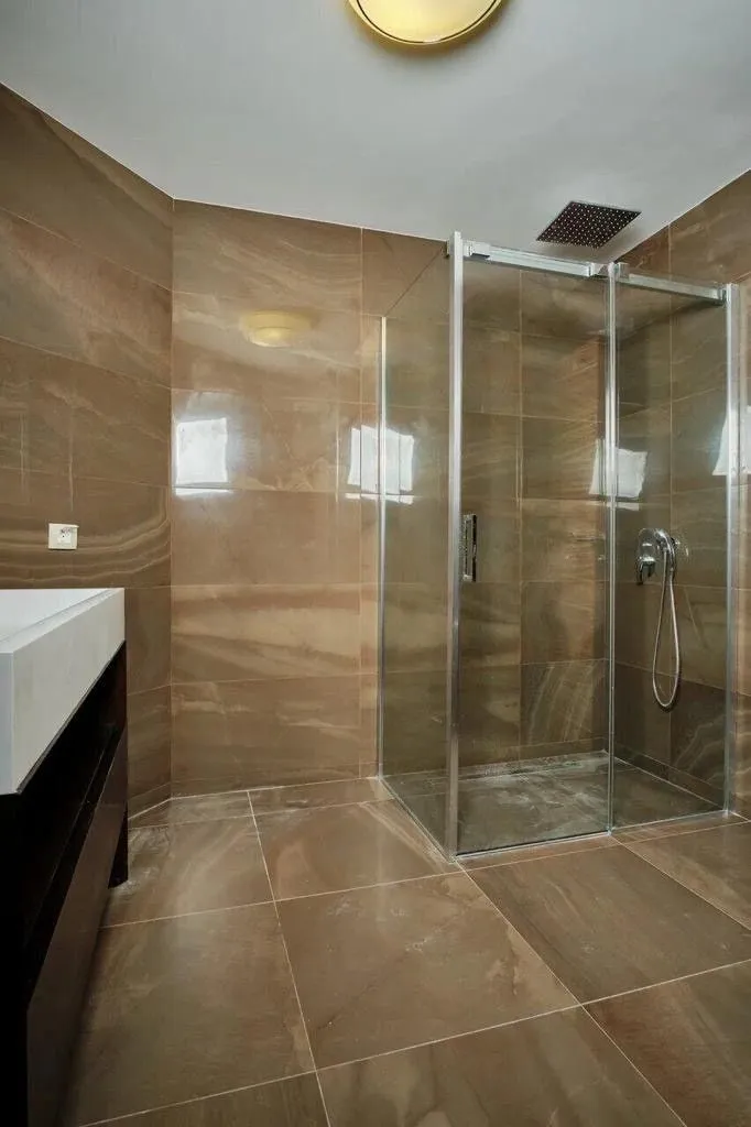 Sale, four bedroom apartment, 350m², Budva, Crna Gora