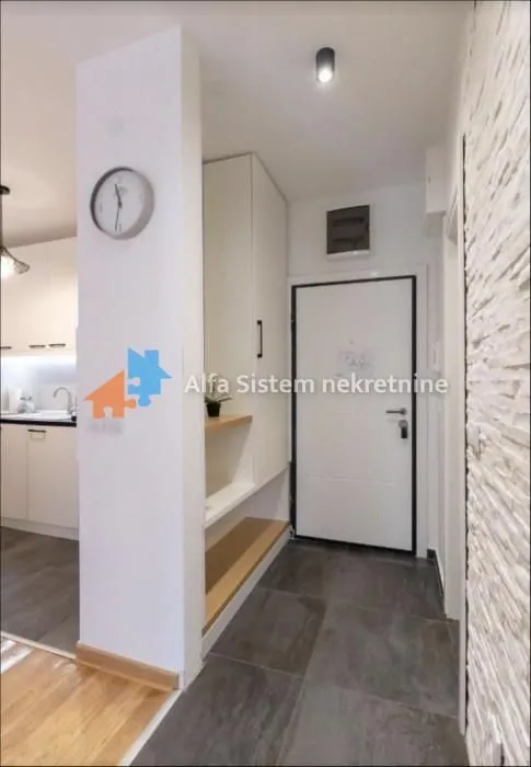 Rent, two bedroom apartment, 43m², Južni Bulevar, Vračar Sve Podlokacije