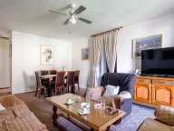 Sale, two bedroom apartment, 65m², Škaljari, Kotor - image 8