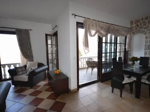 Prodaja, kuća, 235m², Kostanjica, Kotor - image 6