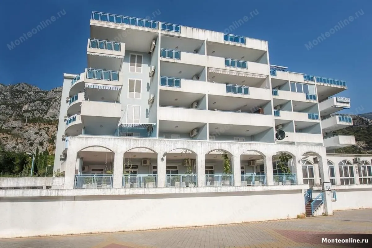 Prodaja, garsonjera, 50m², Dobrota, Kotor