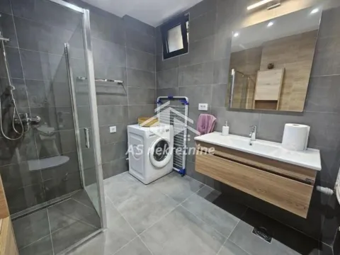 Izdavanje, kuća, 124m², Slavija, Vračar Sve Podlokacije - image 19