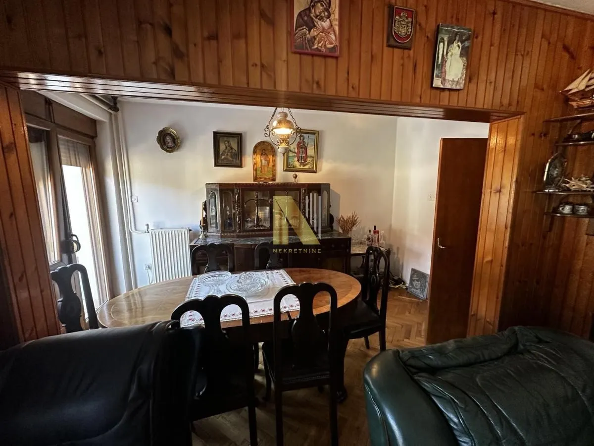 Prodaja, kuća, 300m², Veternik, Novi Sad Sve Podlokacije