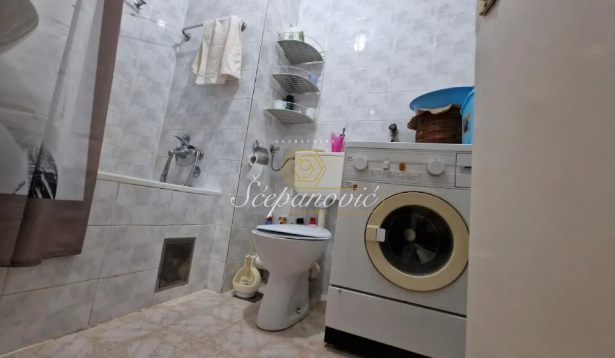 Prodaja, jednosoban stan, 34m², Šarengrad, Novi Sad Sve Podlokacije