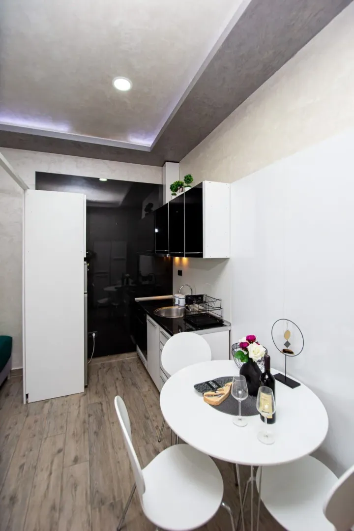 Rent, studio apartment, 30m², Budva, Crna Gora