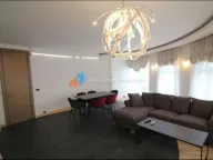 Izdavanje, četvorosoban stan, 150m², Savski Venac, Beograd - image 3