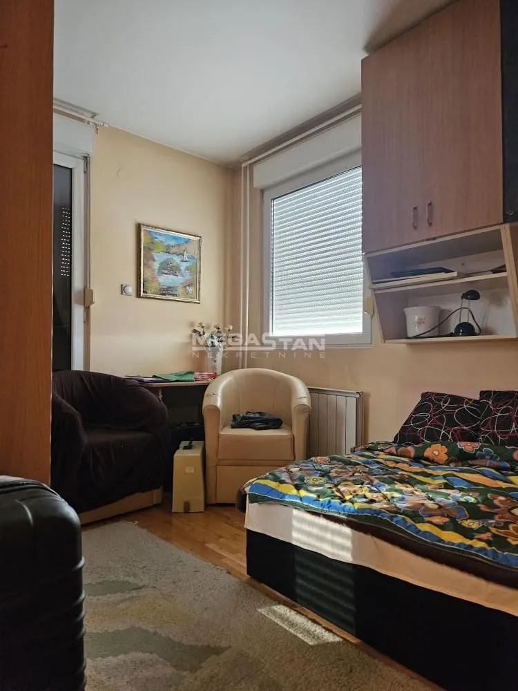 Sale, three bedroom apartment, 69m², Karaburma, Palilula Sve Podlokacije