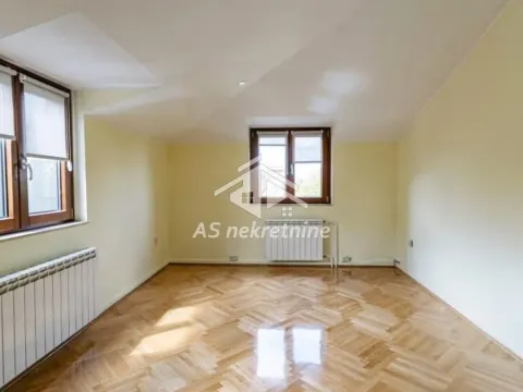 Izdavanje, stan, 210m², Savski Venac, Beograd - image 14