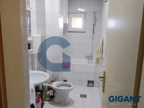 Prodaja, trosoban stan, 70m², Karaburma, Palilula Sve Podlokacije - image 13