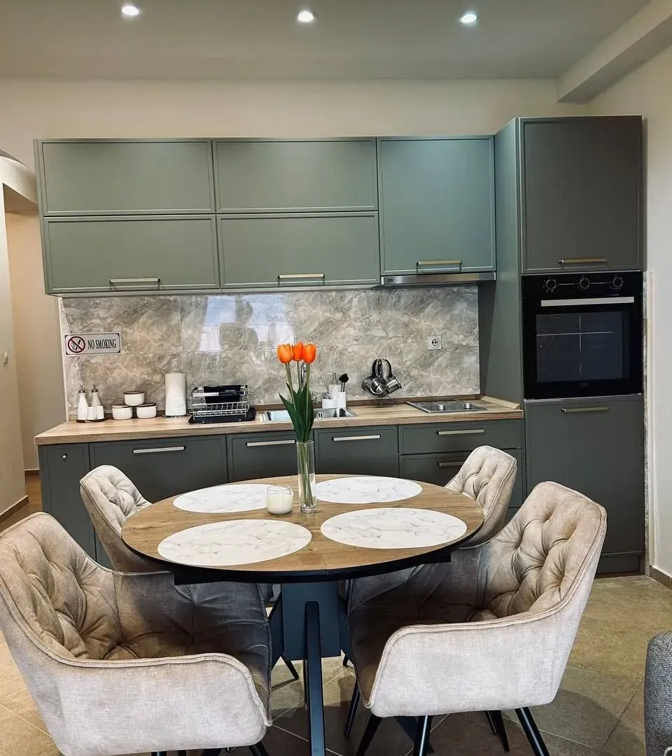 Rent, one bedroom apartment, 36m², Dobrota, Kotor