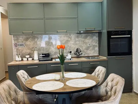 Rent, one bedroom apartment, 36m², Dobrota, Kotor - image 2