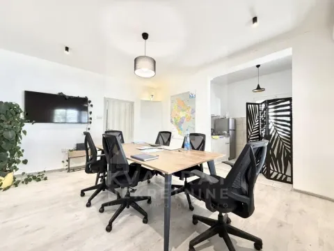 Rent, office space, 60m², Stari Aerodrom, Podgorica - image 4