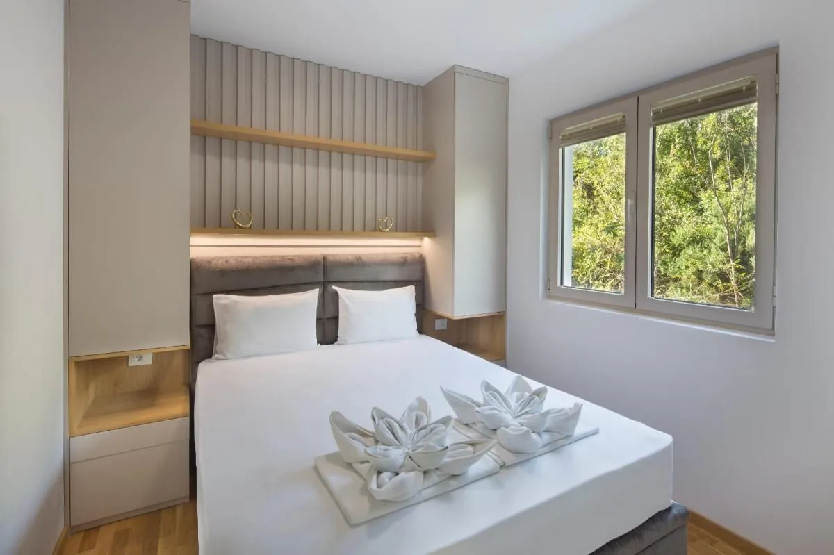 Sale, two bedroom apartment, 55m², Bečići, Budva