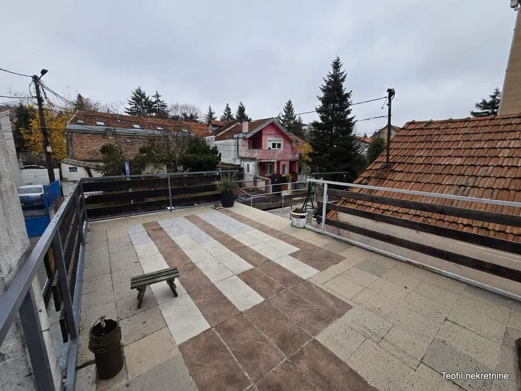 Prodaja, kuća, 101m², Olimp, Zvezdara Sve Podlokacije
