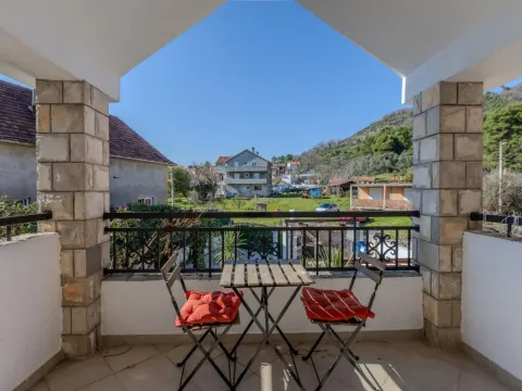 Prodaja, kuća, 234m², Tivat, Crna Gora - image 8