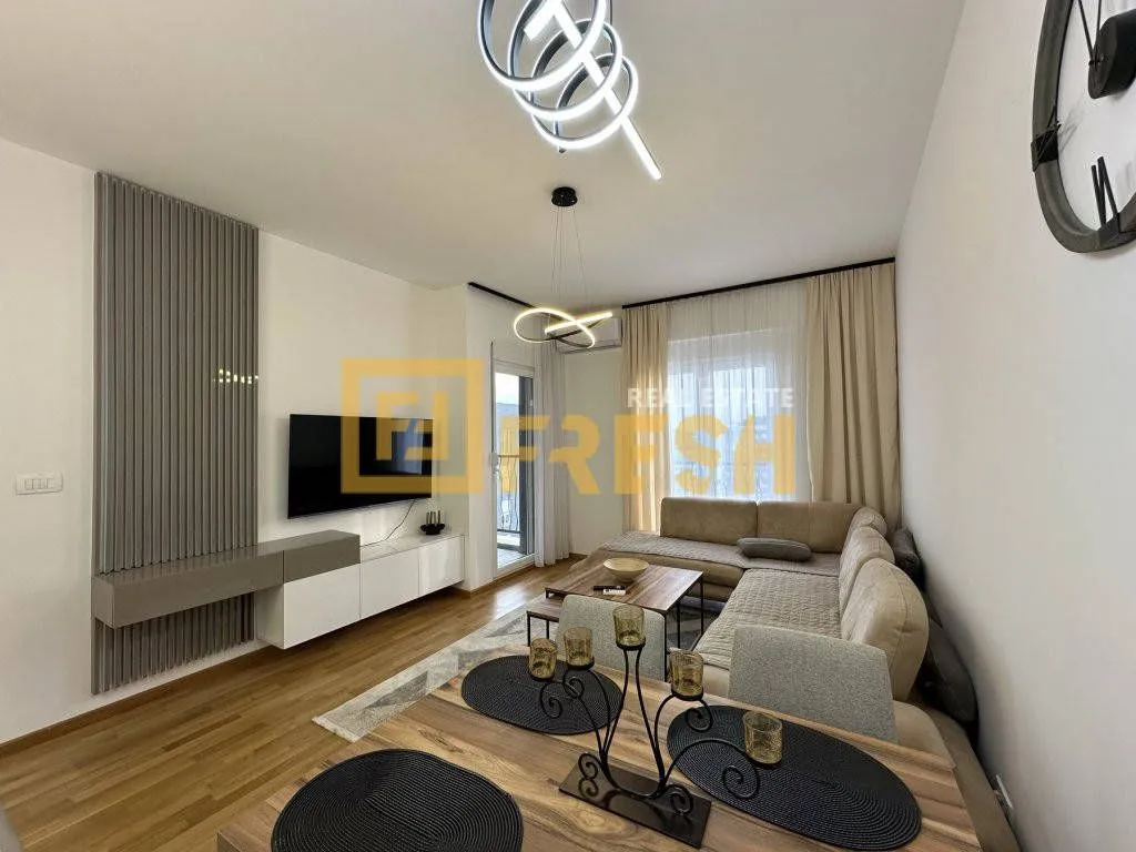 Izdavanje, dvosoban stan, 57m², Zabjelo, Podgorica