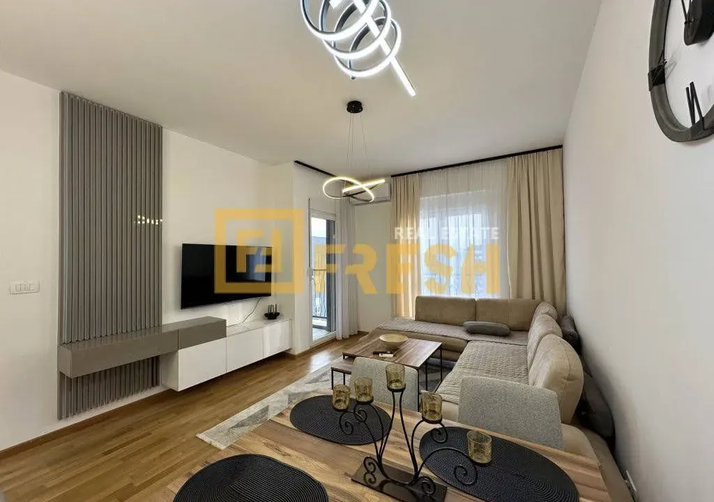 Izdavanje, dvosoban stan, 57m², Zabjelo, Podgorica