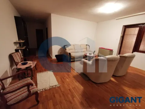 Izdavanje, trosoban stan, 70m², Čukarica, Beograd - image 2