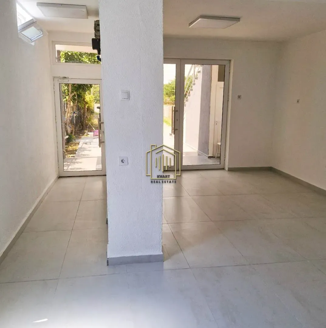 Rent, office space, 90m², Masline, Podgorica