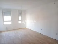 Prodaja, trosoban stan, 63m², Zemun Sve Podlokacije, Beograd - image 2