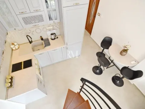 Izdavanje, jednosoban stan, 45m², Muo, Kotor - image 6