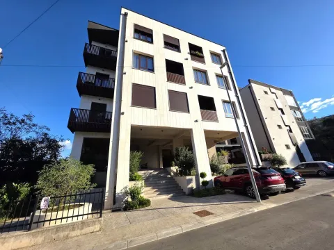 Izdavanje, jednosoban stan, 47m², Gornja Gorica, Podgorica - image 15