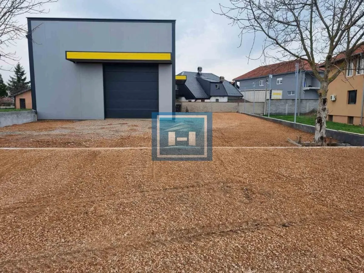 Rent, office space, 430m², Gloždak, Paraćin