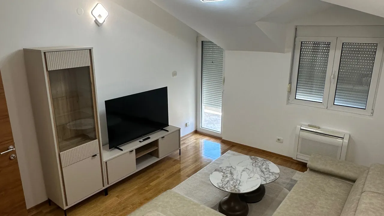 Rent, two bedroom apartment, 62m², Momišići, Podgorica