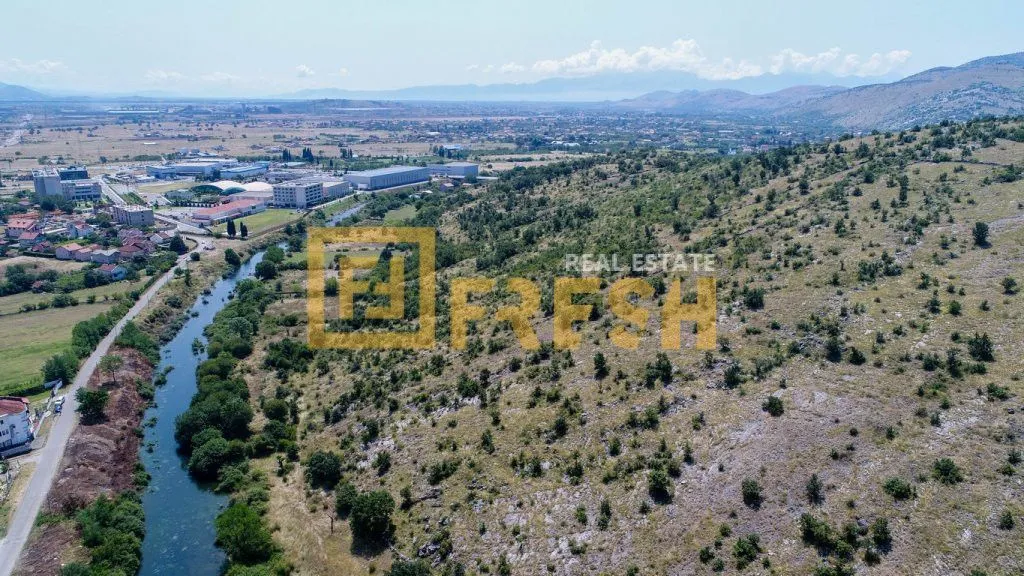 Prodaja, plac, 9753m², Donja Gorica, Podgorica