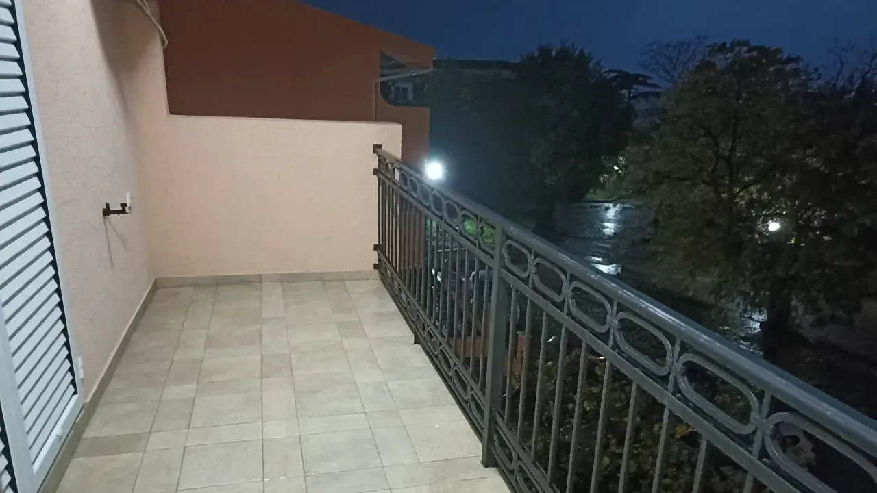 Stan-na-dan, garsonjera, 20m², Sutomore, Bar