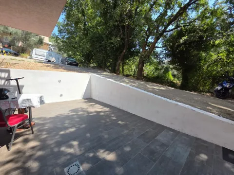 Izdavanje, jednosoban stan, 47m², Bečići, Budva - image 8