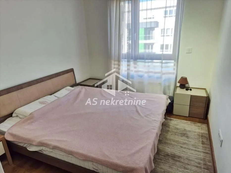 Rent, four bedroom apartment, 100m², Novi Beograd Blok 65, Novi Beograd Sve Podlokacije