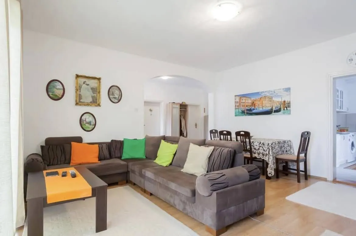 Prodaja, kuća, 380m², Bar, Crna Gora