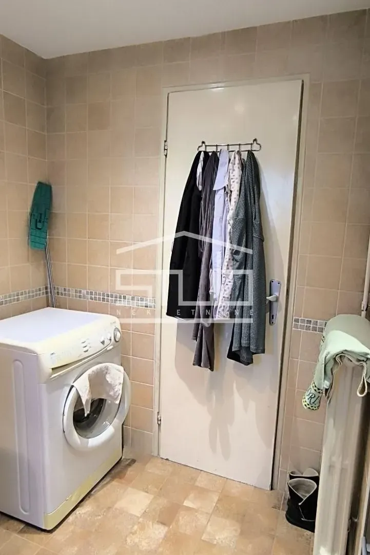Sale, two bedroom apartment, 53m², Skojevsko Naselje, Beograd