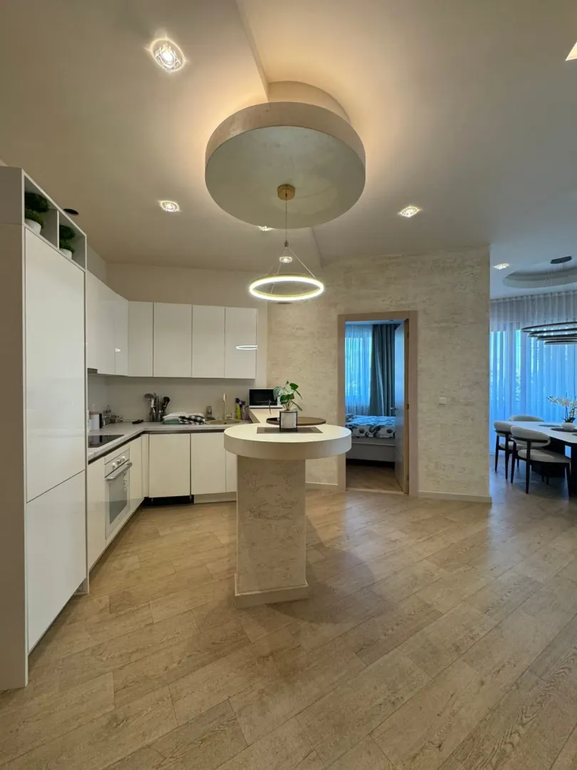 Prodaja, dvosoban stan, 117m², Budva, Crna Gora