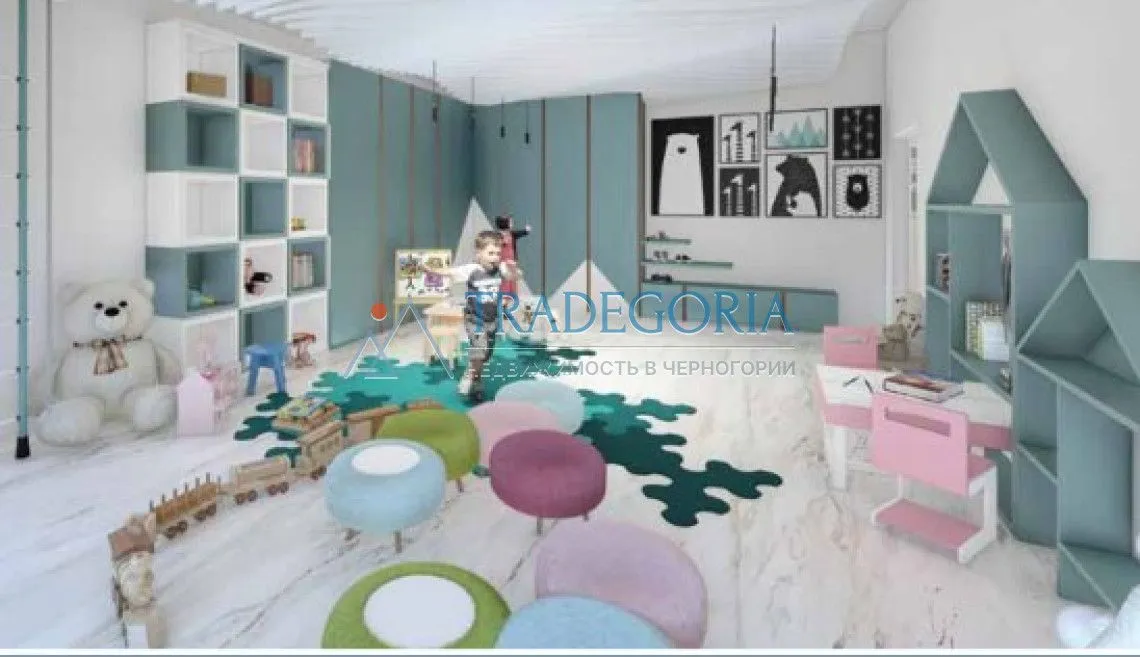 Prodaja, dvosoban stan, 118m², Dobrota, Kotor