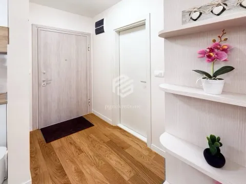 Rent, one bedroom apartment, 43m², Central Point, Podgorica - image 5