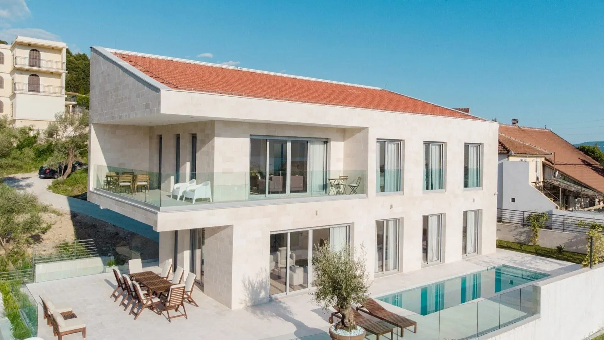 Rent, house, 273m², Marići, Tivat