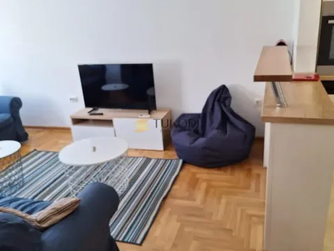 Rent, two bedroom apartment, 54m², Kalenić Pijaca, Vračar Sve Podlokacije - image 4