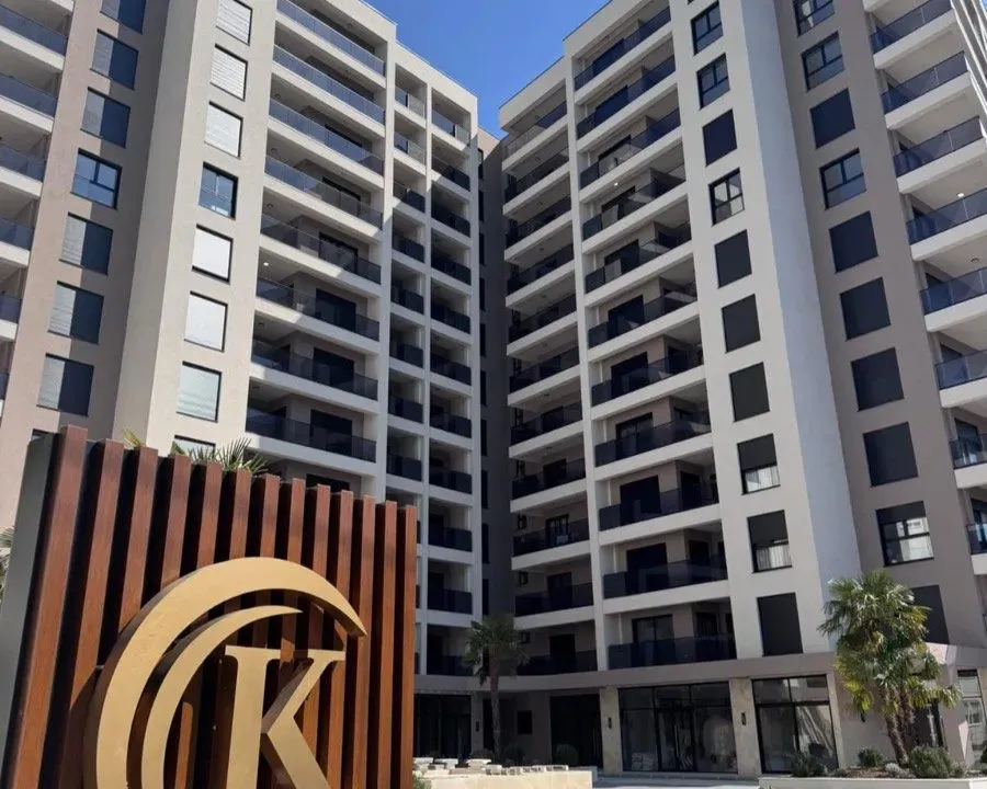 Prodaja, jednosoban stan, 53m², Centar, Bar