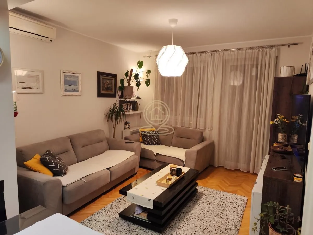 Prodaja, trosoban stan, 60m², Podbara, Novi Sad Sve Podlokacije