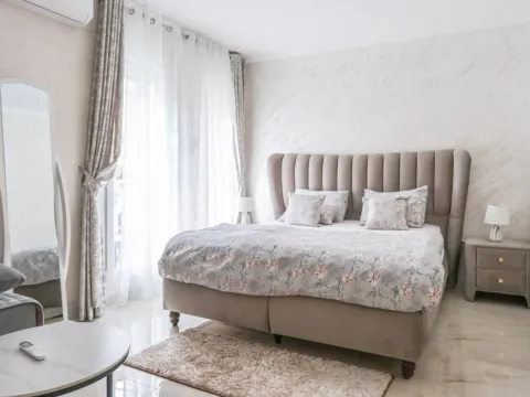 Rent, one bedroom apartment, 50m², Centar, Budva - image 5