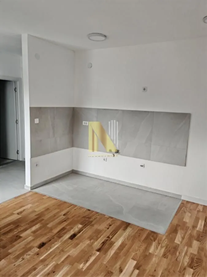 Prodaja, jednosoban stan, 36m², Grbavica, Novi Sad Sve Podlokacije