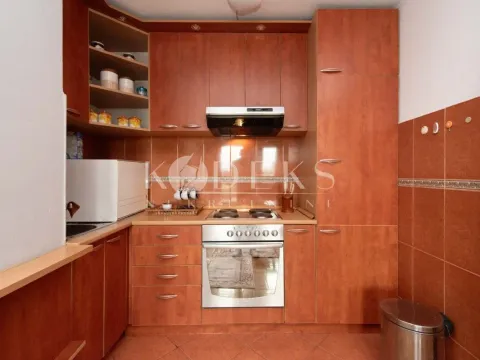 Izdavanje, jednosoban stan, 42m², Centar, Podgorica - image 3