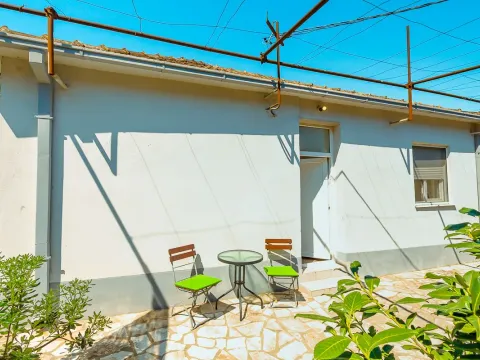 Sale, two bedroom apartment, 62m², Stara Varoš, Podgorica - image 7