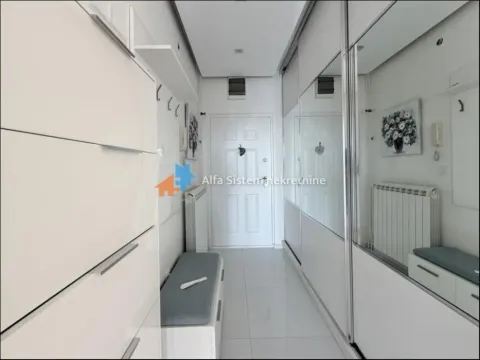 Izdavanje, četvorosoban stan, 100m², Banovo Brdo, Beograd - image 25