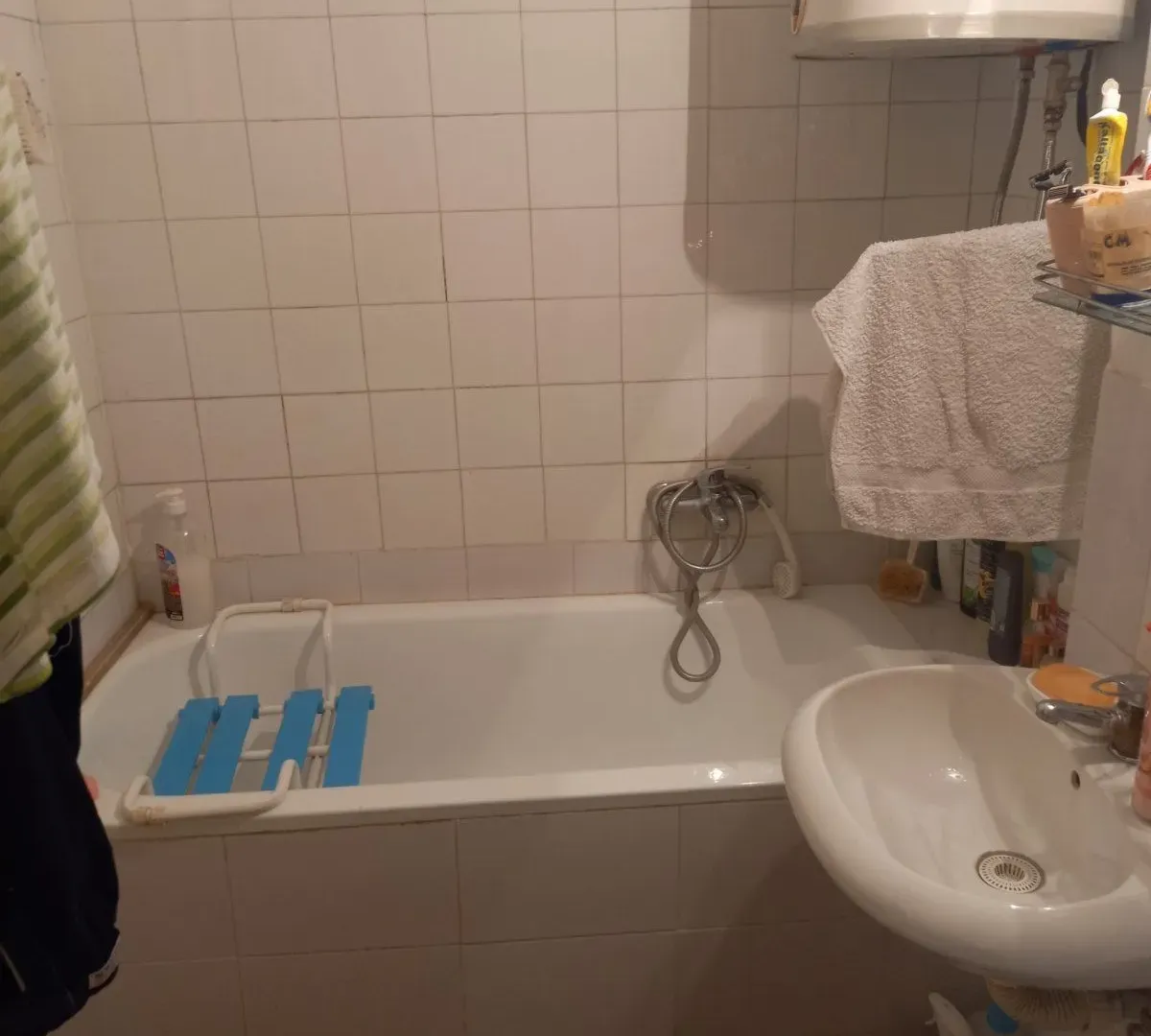 Prodaja, trosoban stan, 74m², Novi Beograd Sve Podlokacije, Beograd
