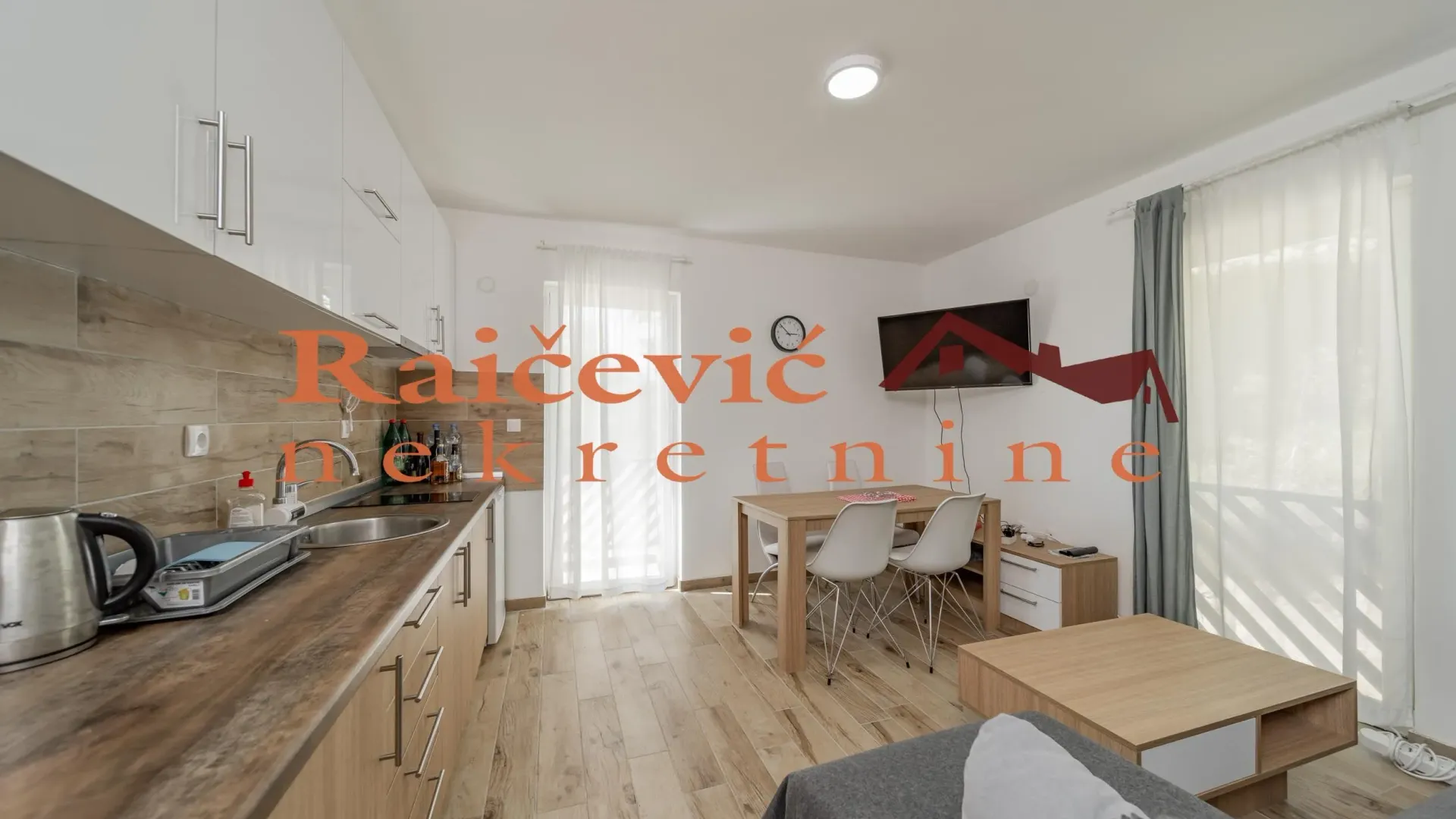 Prodaja, četvorosoban stan, 98m², Kopaonik, Srbija